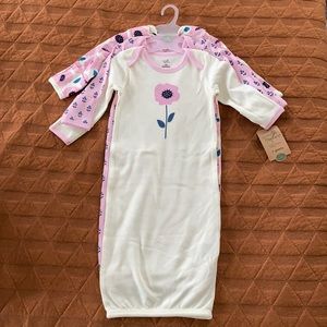 !SOLD! Baby girl sleep gowns